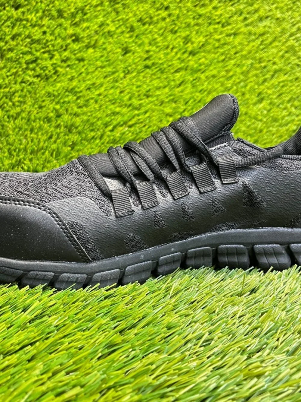 Hoss‎ Sparks SD Mens Size 8 Black Slip-Resistant Composite Toe Safety Work Shoes